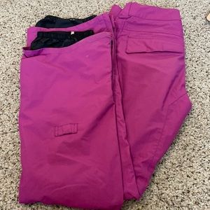 Fuchsia Burton ski pants